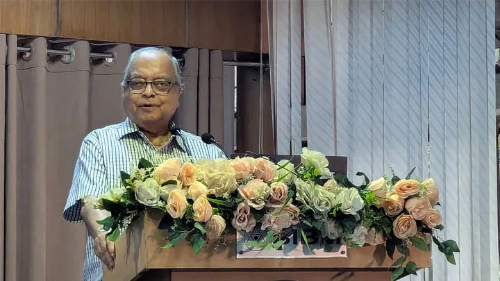 দেশের ব্যাংক খাত ধ্বংসের দ্বারপ্রান্তে, অর্থনীতি নদীতে পড়তে পারে: মাহবুব উল্লাহ