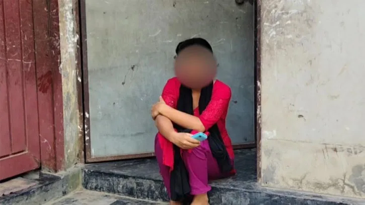 ‘১০ বিয়ে করলেও হৃদয়কেই চাই, বিষ খেয়ে আত্মহত্যা করব!’