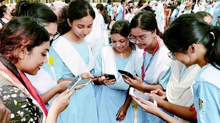 জানা গেল এইচএসসির ফল প্রকাশের সম্ভাব্য তারিখ