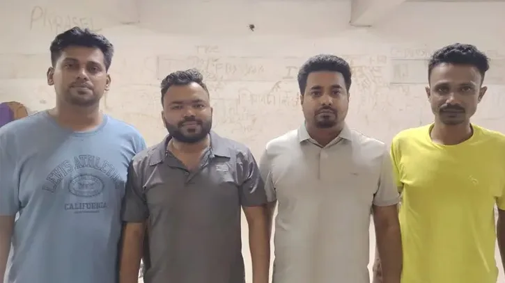 মোহাম্মদপুরে ছাত্রলীগ-স্বেচ্ছাসেবক লীগের ৪ নেতা গ্রেপ্তার