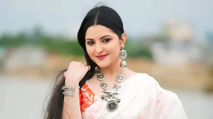 ‘ঝামেলা আমার কপালে, এটা মেনে নিয়েছি’: পরীমনি