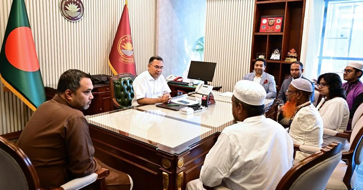 জনকল্যাণে ব্যতিক্রমী উদ্যোগ, তিন অনুপ্রেরণাদায়ী ব্যক্তির পাশে থাকার আশ্বাস প্রধানমন্ত্রীর